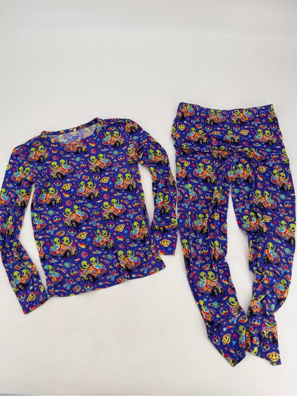 Posh Peanut Lisa Frank Aliens Pajamas Set Kids 7 8